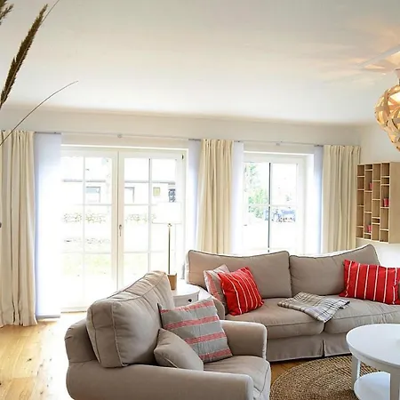 - Dns10065-ryc Apartament *